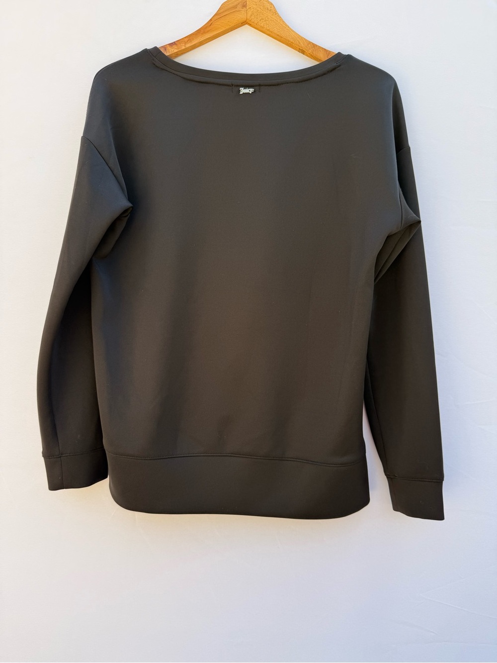 Juicy Couture Insta Glam Sequin Sweatshirt, Black Silver Y2K Pullover, FREE GIFT - Picture 2 of 6